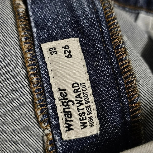 Wrangler Jeans High Rise Bootcut Blue size 33 x 34 Waist 19" - Picture 8 of 11